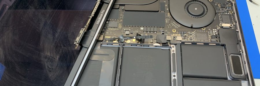 Projekt – MacBook 15“ Touch A1990 Displaytausch